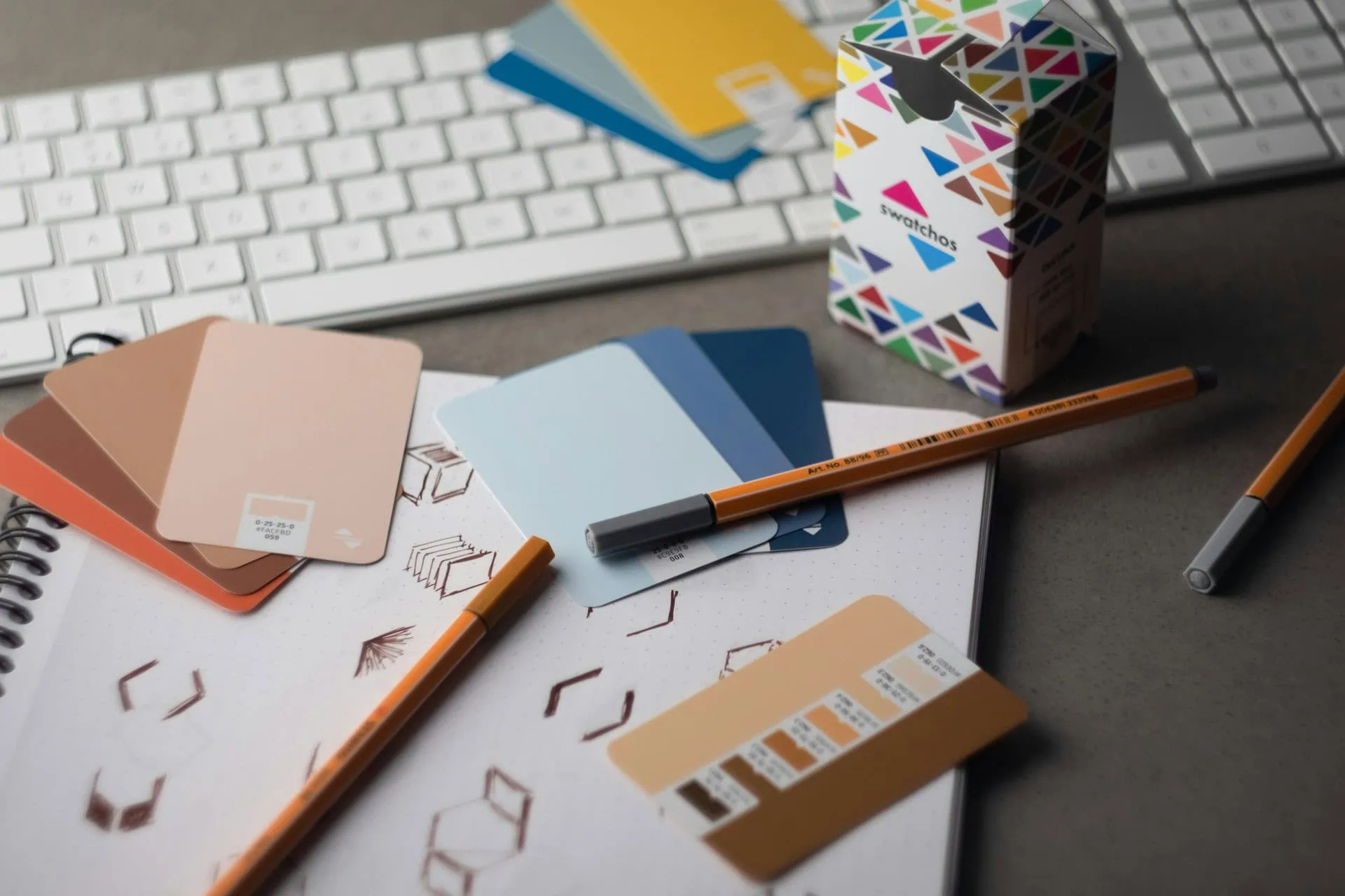logo graphic designers